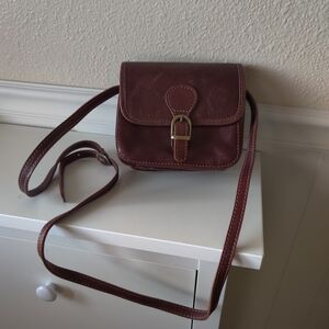 Classic Rich Brown Leather Crossbody Bag - Women